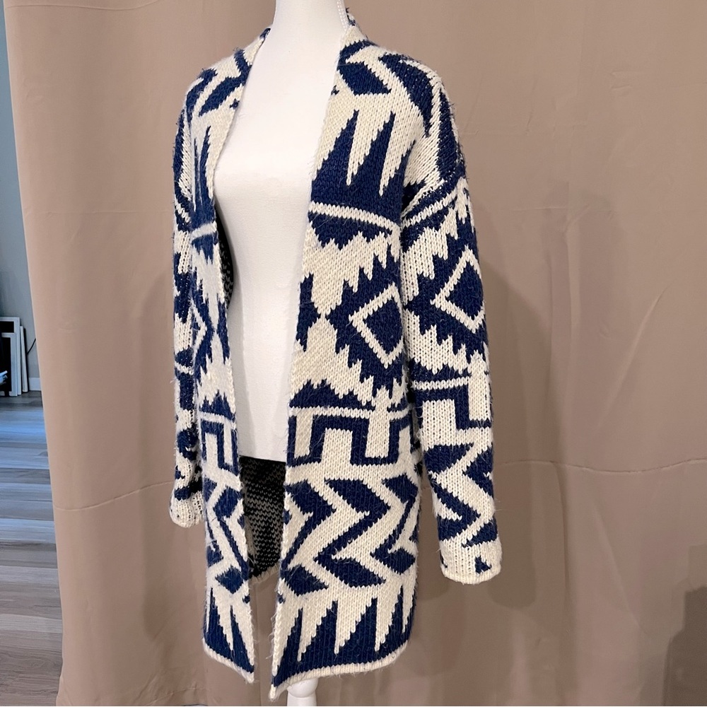 Roxy Knitted Cardigan Sweater Medium Blue and White